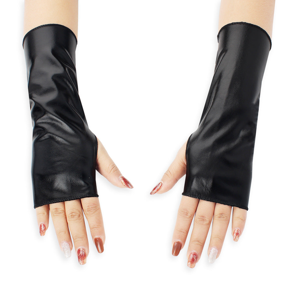 Femboy wear black femboy leather fingerless gloves femboy fashion