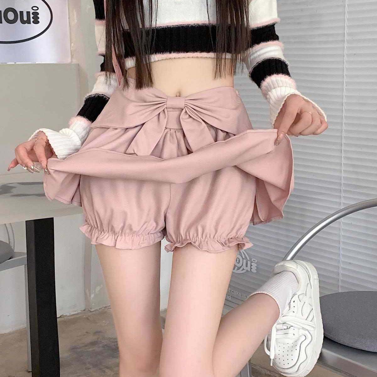 Femboy wear femboy puffy skirt with big bow detail