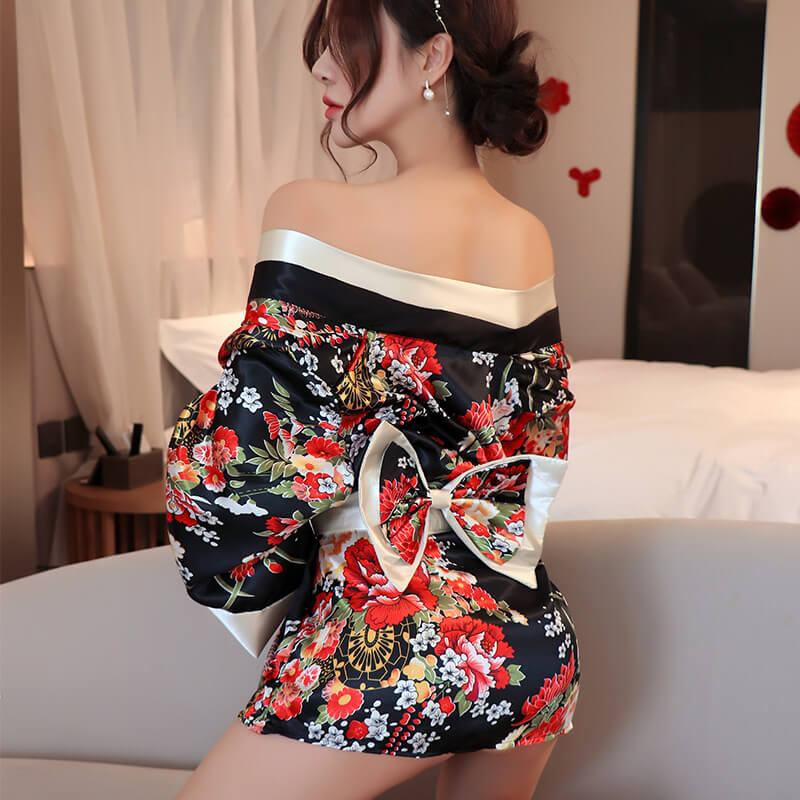 Femboy wear femboy sexy kimono lingerie back